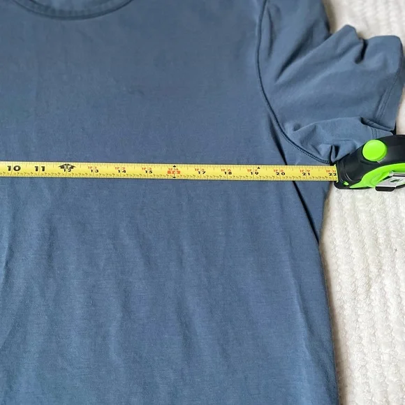 lululemon athletica Classic Blue Short Sleeve Tee - Picture 4 of 7